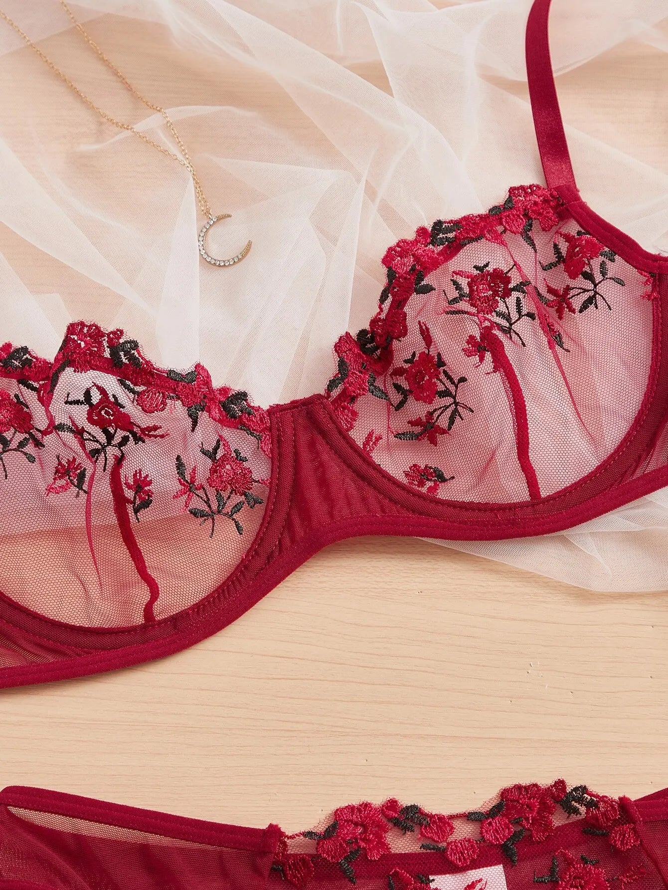 Lingerie sexy exquise broderie florale ultra-mince sexy grande taille lingerie dames dentelle sous-vêtements transparents ensemble de soutien-gorge S-4XL
