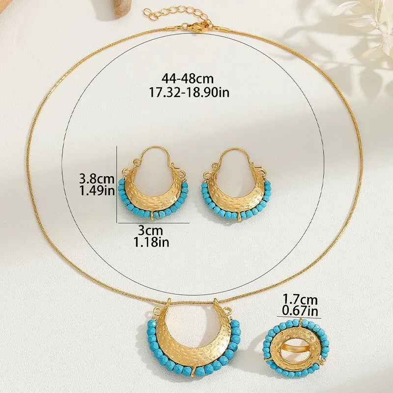 Ensemble de bijoux ethniques en perles bleues et dorées : collier avec pendentif en forme de croissant de lune, bague et boucles d'oreilles. Cadeau de fête pour femmes, 3 pièces.