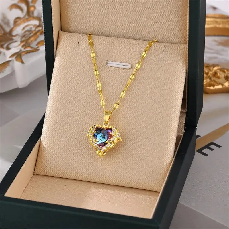 Colliers tendance en forme de cœur en acier inoxydable et zircone cubique pour femmes et hommes, couleur or, métal et cristal, bijoux de fête de tous les jours