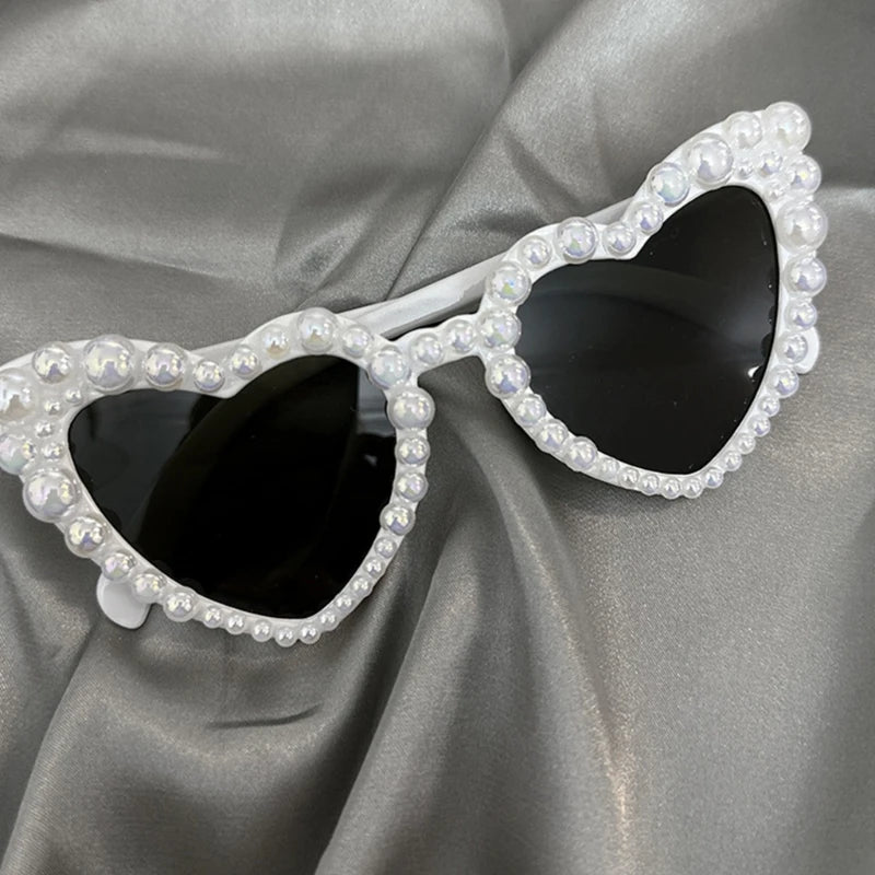 Lunettes de soleil à monture en perles pour fête de mariage, pour carnaval adulte, pour prendre des photos, fête en bord de mer, monture en forme de cœur