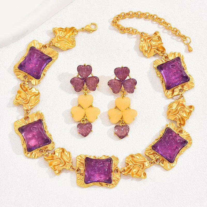 Ensemble de bijoux carrés en pierre violette pour femmes, collier plaqué or en forme de fleur, boucles d'oreilles en métal martelé, Style tendance, 2 pièces