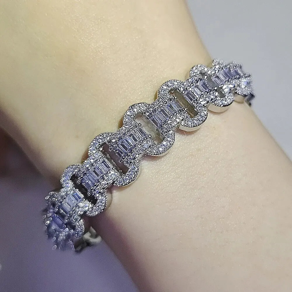 Bracelet de luxe ovale couleur argent pour femmes, cadeau d'anniversaire, bijoux, vente en vrac, nouvelle collection 2024, S8071