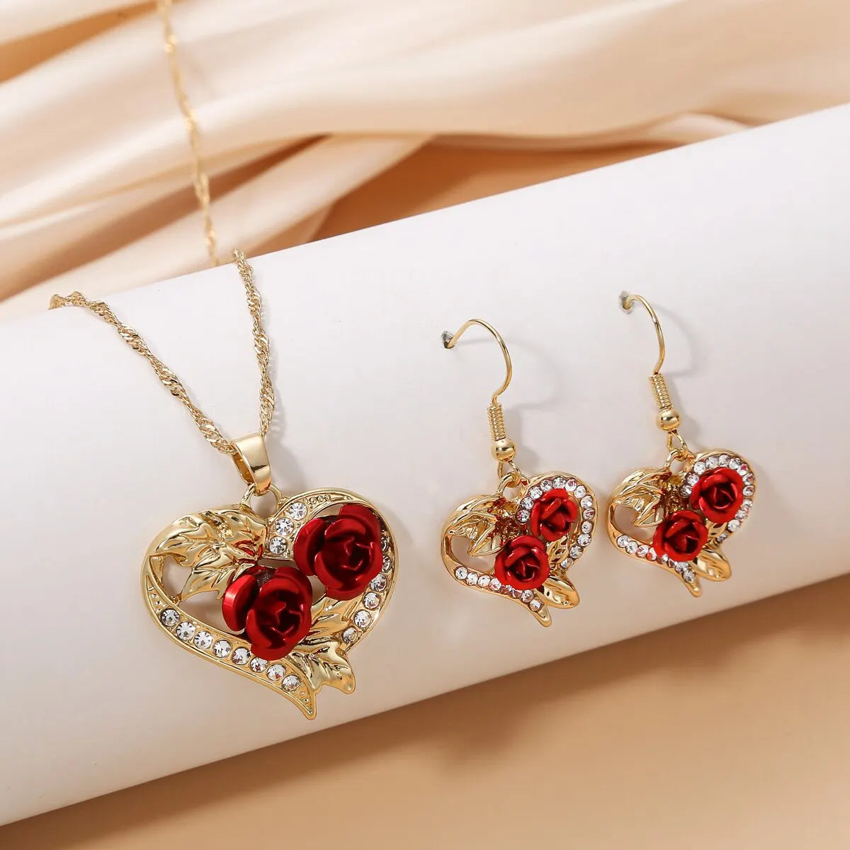 Collier créatif avec pendentif en forme de cœur et de Rose pour femmes, collier exquis en Zircon pour toujours, bijoux romantiques pour la saint-valentin