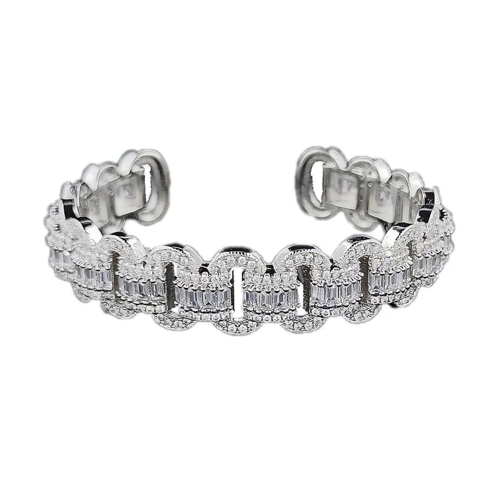 Bracelet de luxe ovale couleur argent pour femmes, cadeau d'anniversaire, bijoux, vente en vrac, nouvelle collection 2024, S8071