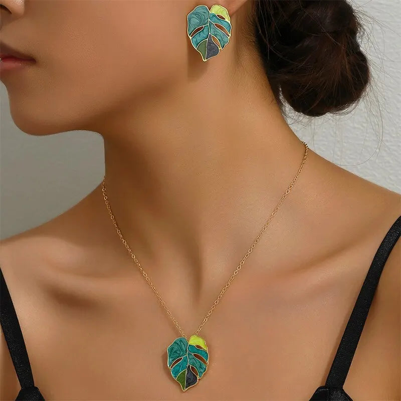 Ensemble de 2 pièces de collier en forme de feuille époxy style Boho, clou d'oreille, chaîne à maillons couleur or, alliage de fer, bijoux de fête exquis pour femmes