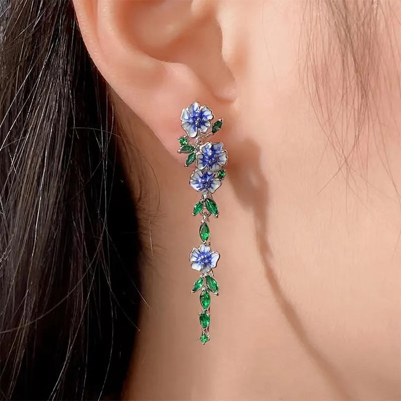 Boucles d'oreilles en pierre de cristal vert, fleur blanche, mignon, clou pour printemps et été, Marquise, strass, bijoux tendance