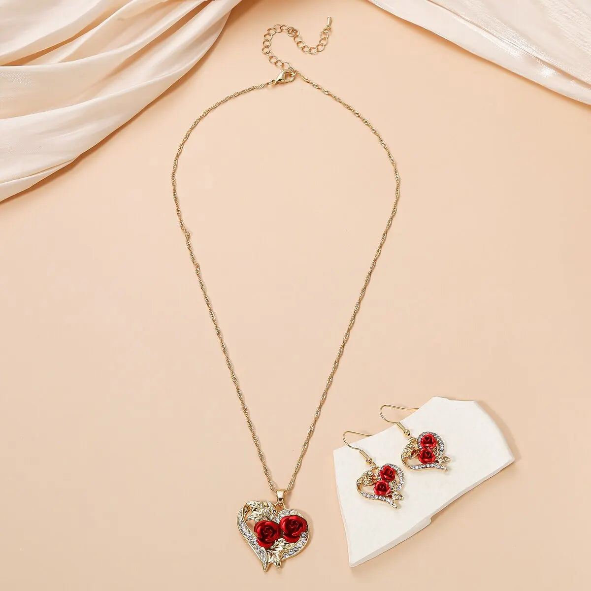 Collier créatif avec pendentif en forme de cœur et de Rose pour femmes, collier exquis en Zircon pour toujours, bijoux romantiques pour la saint-valentin